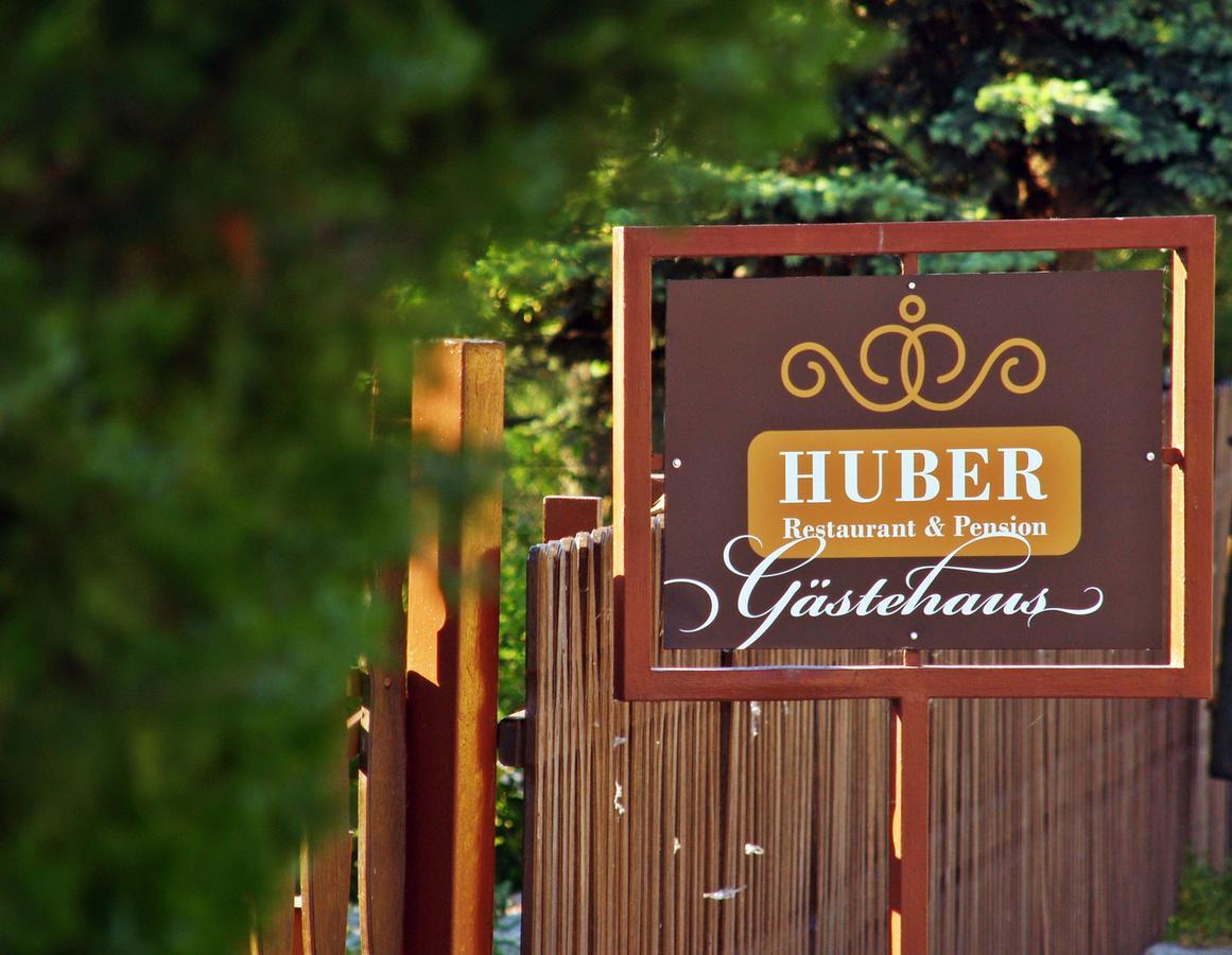 Bed and Breakfast Huber Panzio Fertőrákos Zewnętrze zdjęcie